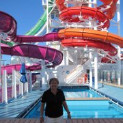 En mer entre Warnemünde, Allemagne, et Tallinn en Estonie