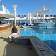 En mer entre Warnemünde, Allemagne, et Tallinn en Estonie