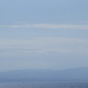 Ici on passe entre Cuba et Haïti - la côte haïtienne