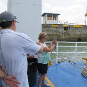 Visite du canal de Panama - On attend le bateau rouge