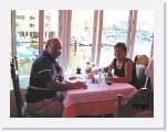 2006:02:13 17:15:02 - Bnalmadena; souper avec vue sur la marina.