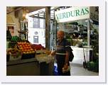 2002:04:22 14:58:17 - March de lgumes, viandes et poissons de Malaga.