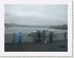 2005:05:21 17:37:21 - Pcheurs sur le pont (Corne d'Or au fond)