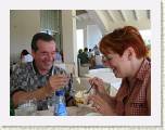2005:06:28 16:07:43 - Ren et Micheline, nos compagnons de diner  Mycnes.