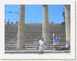 2005:06:10 12:02:05 - Grand escalier de la forteresse