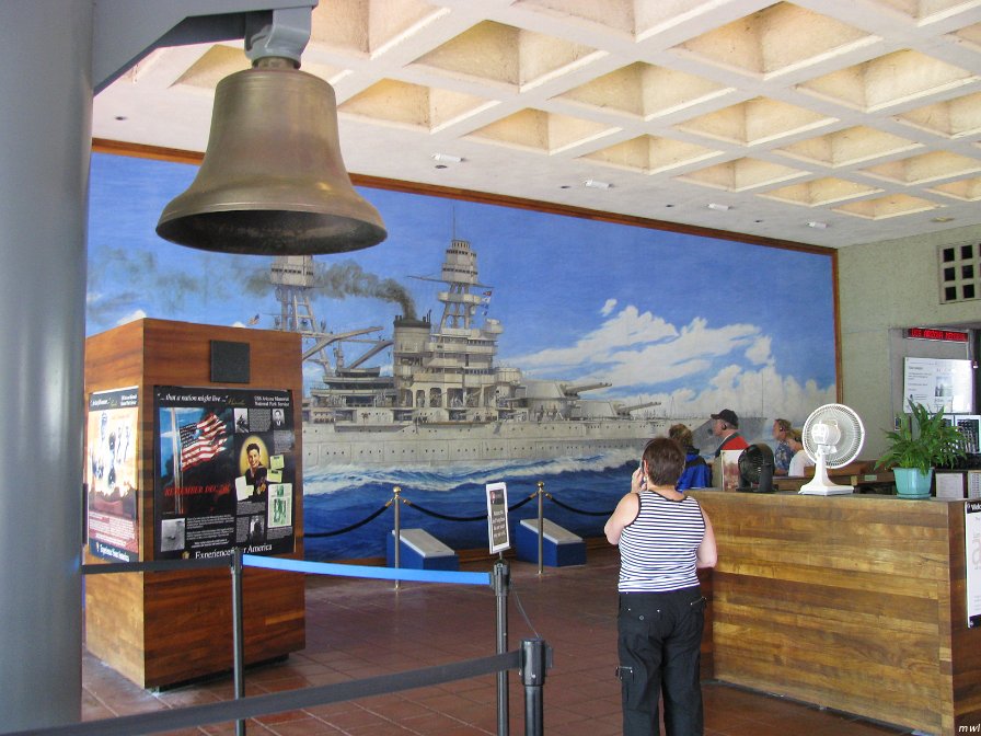 Visite USS Arizona dans le port Pearl Harbor