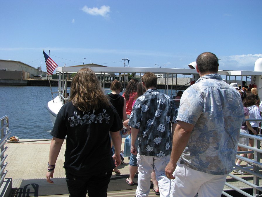 Visite USS Arizona dans le port Pearl Harbor